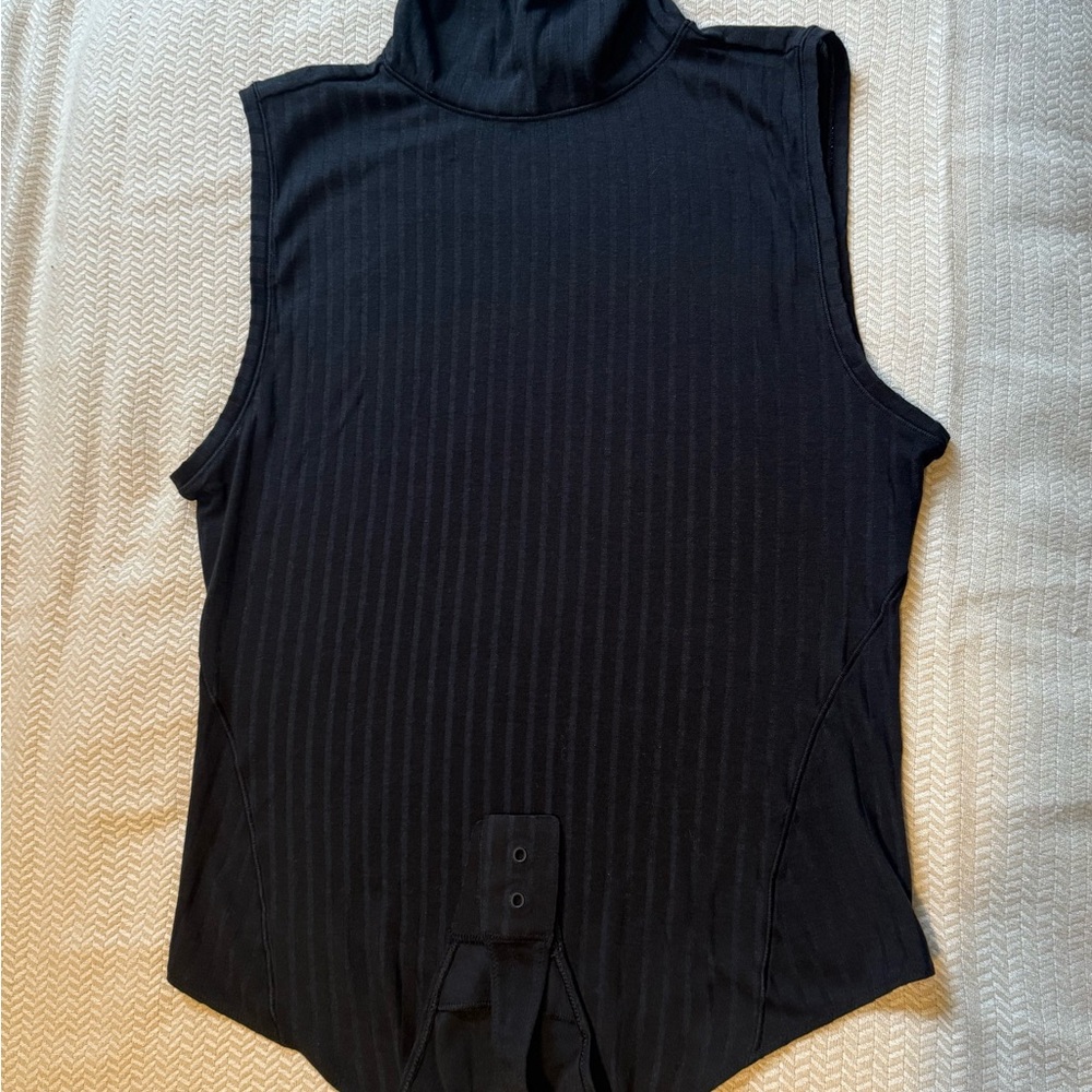 Sleeveless Black Turtleneck Onepiecd